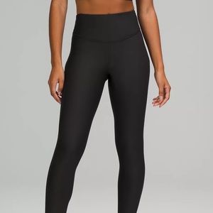 Lululemon high rise  leggings Fleece lined Base Pace  size 6  length 25”